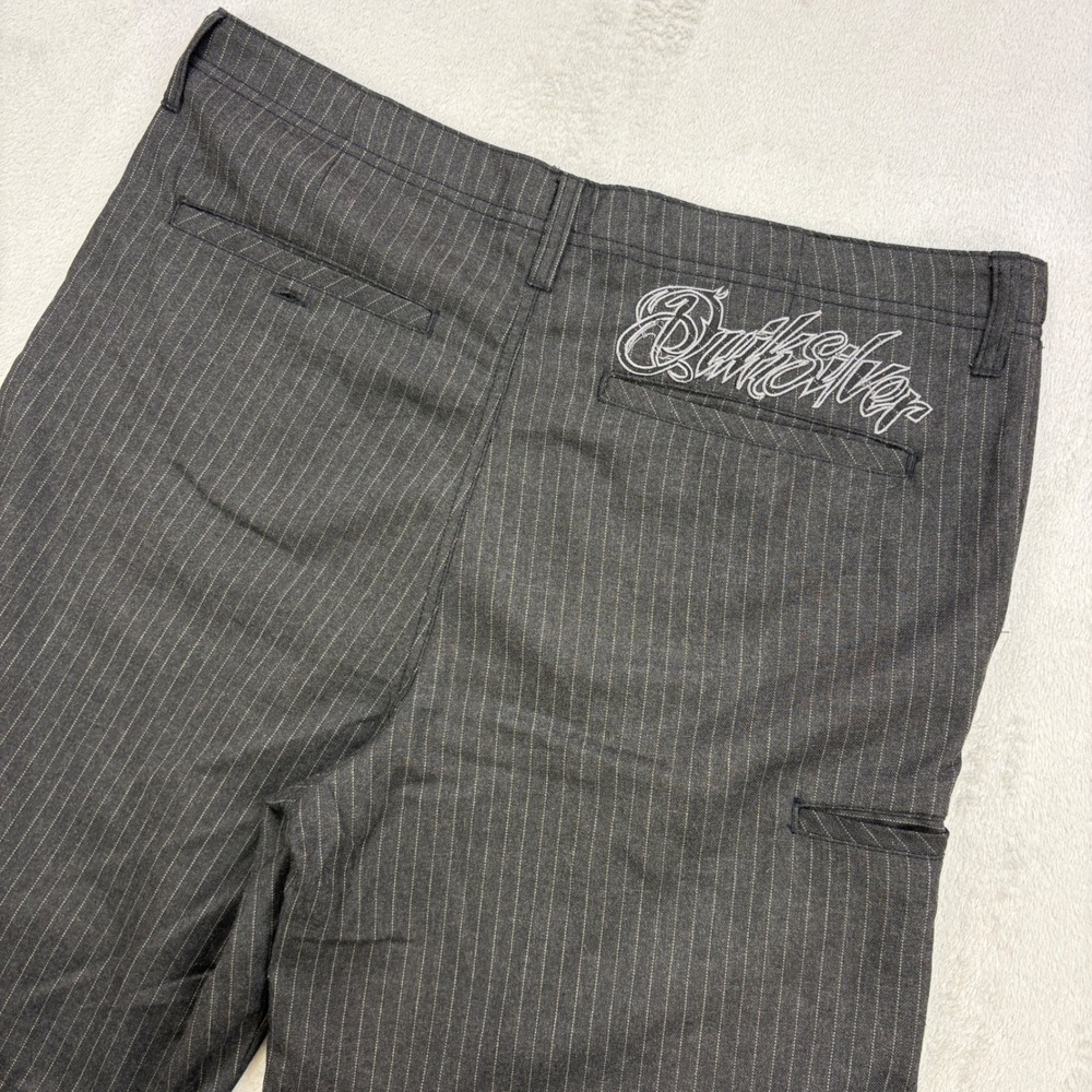 Quiksilver Shorts Mens 38 Gray Pinstripe Embroidered Script Logo Y2K Skater